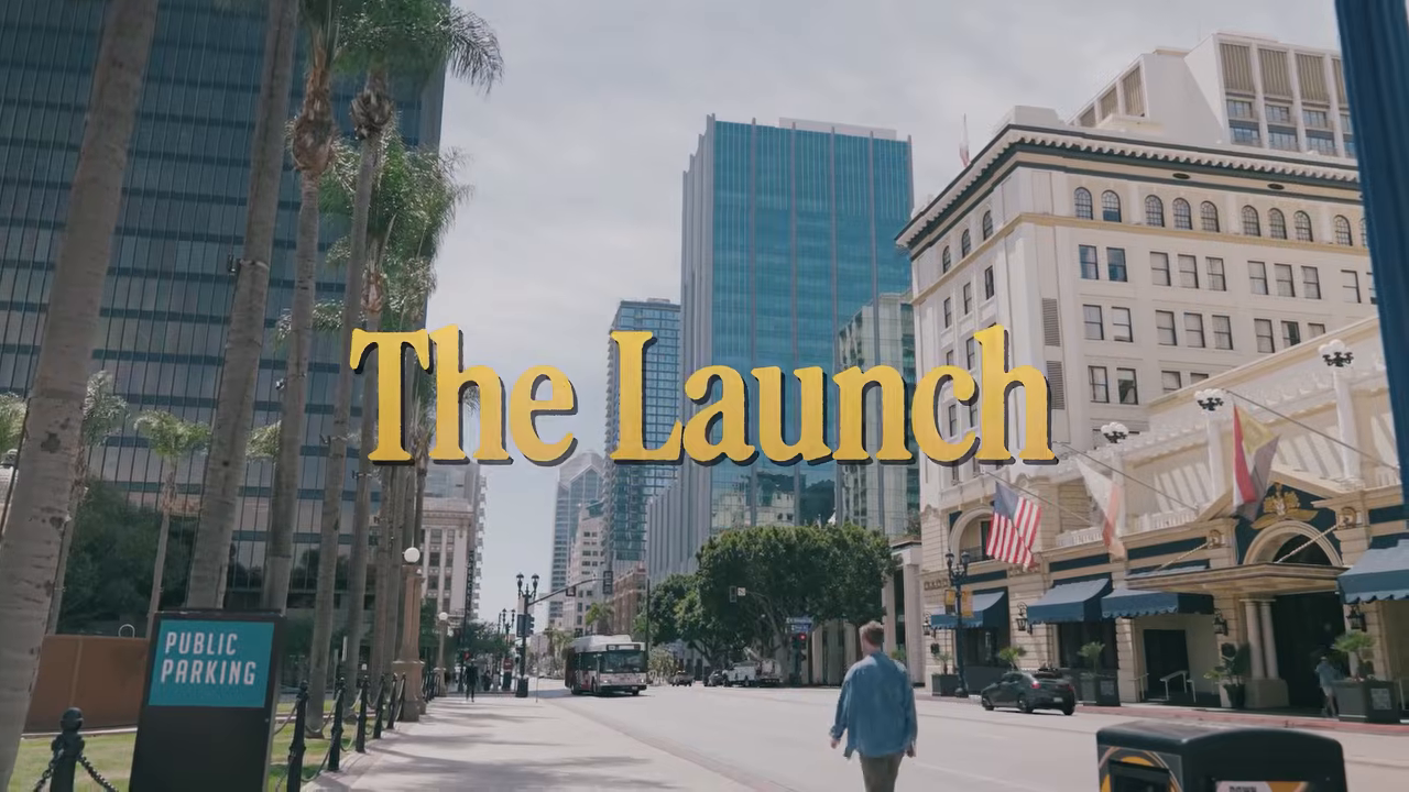 영상의 첫 장을 여는 'The Launch' 타이틀 카드