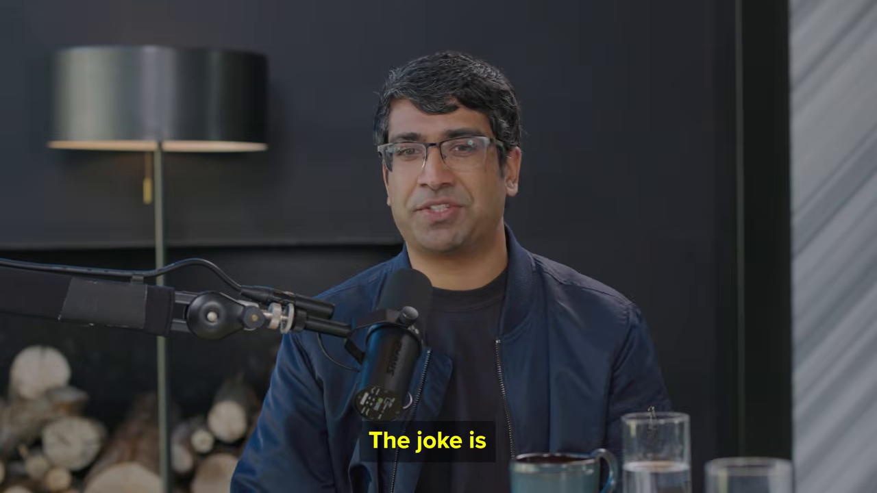 "The joke is" 자막과 함께 FDE 직무 정의가 인용되는 장면